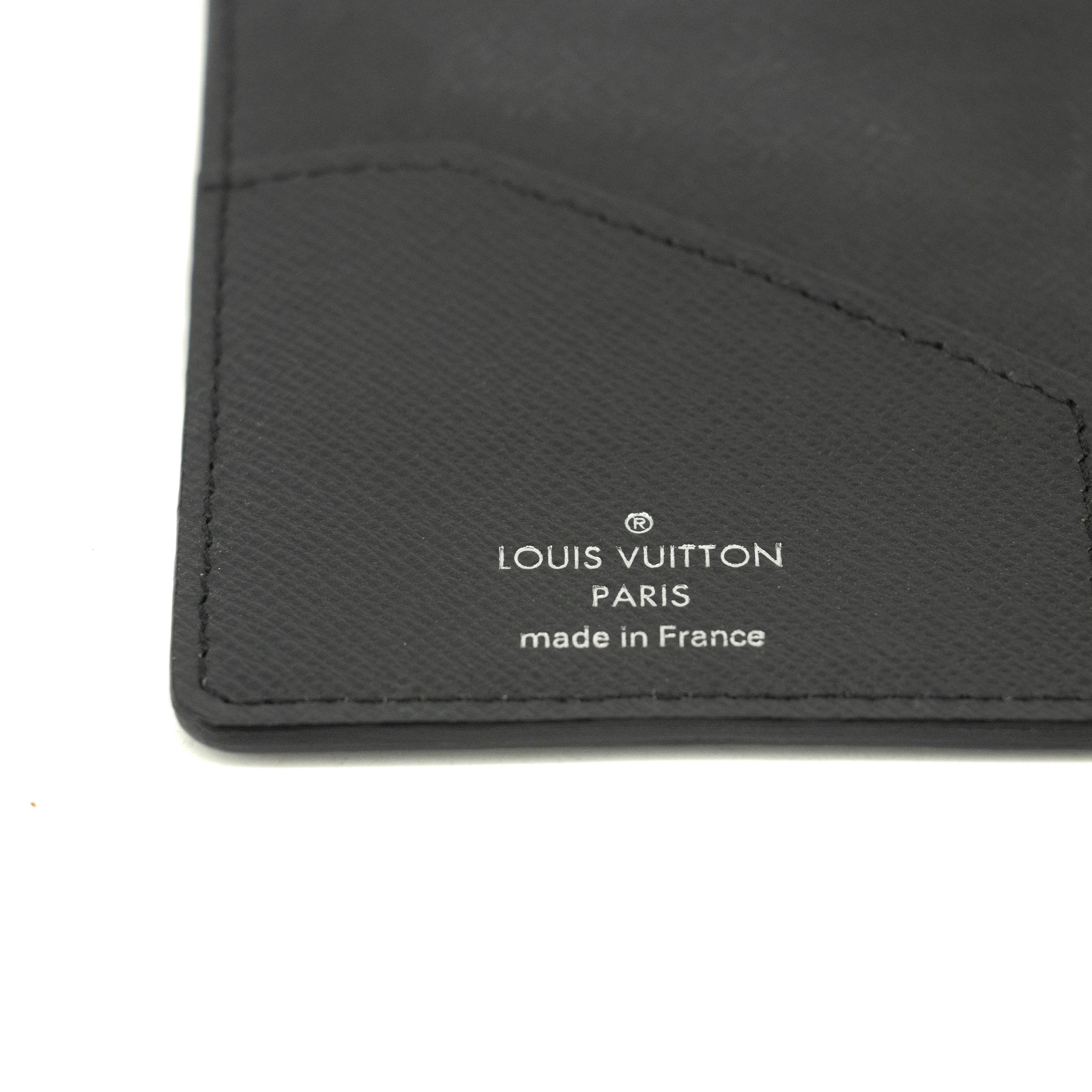 Louis Vuitton Black Taiga Leather Long Bifold Wallet #3532