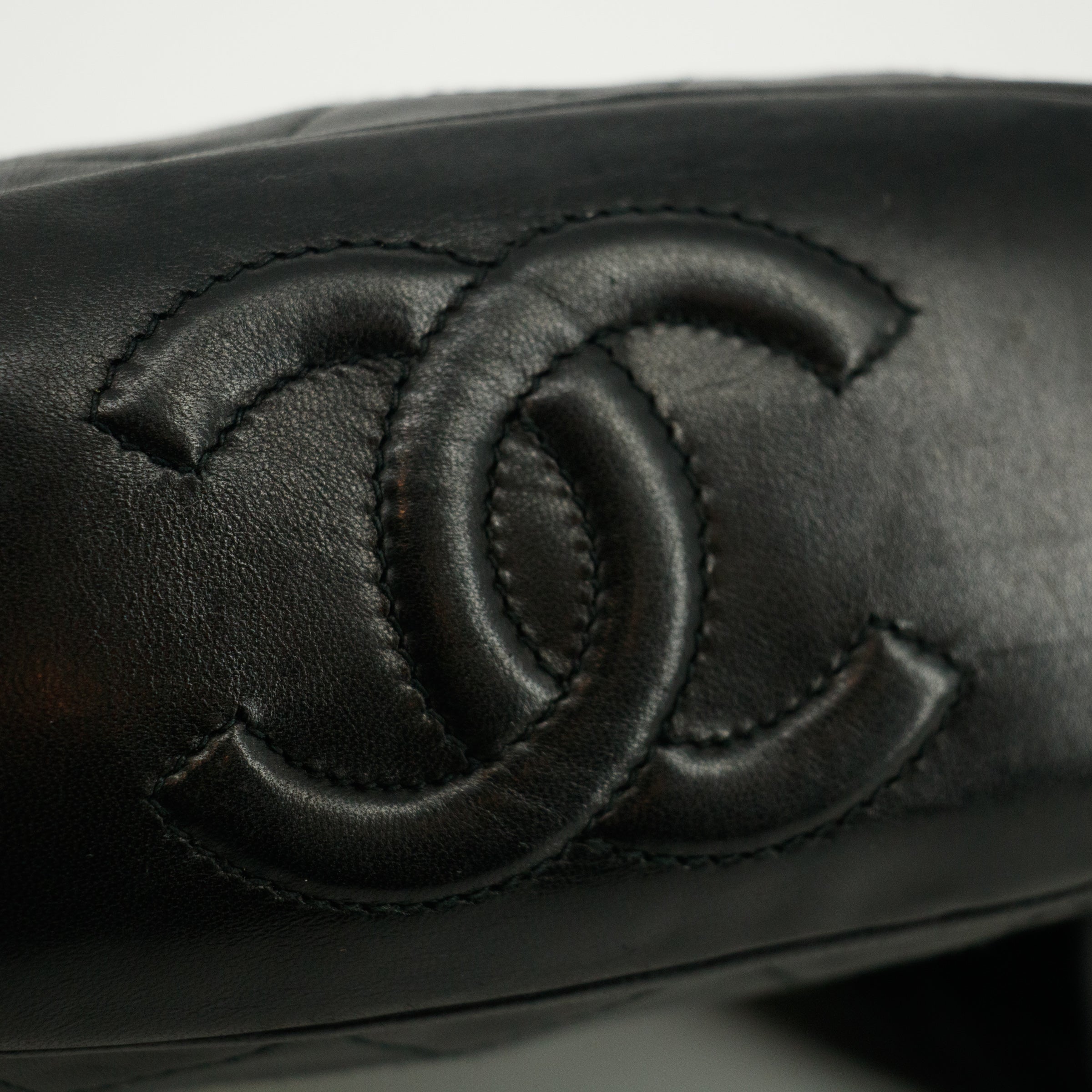 Chanel Quilted CC Lambskin GHW CC Shoulder Bag Black #3638