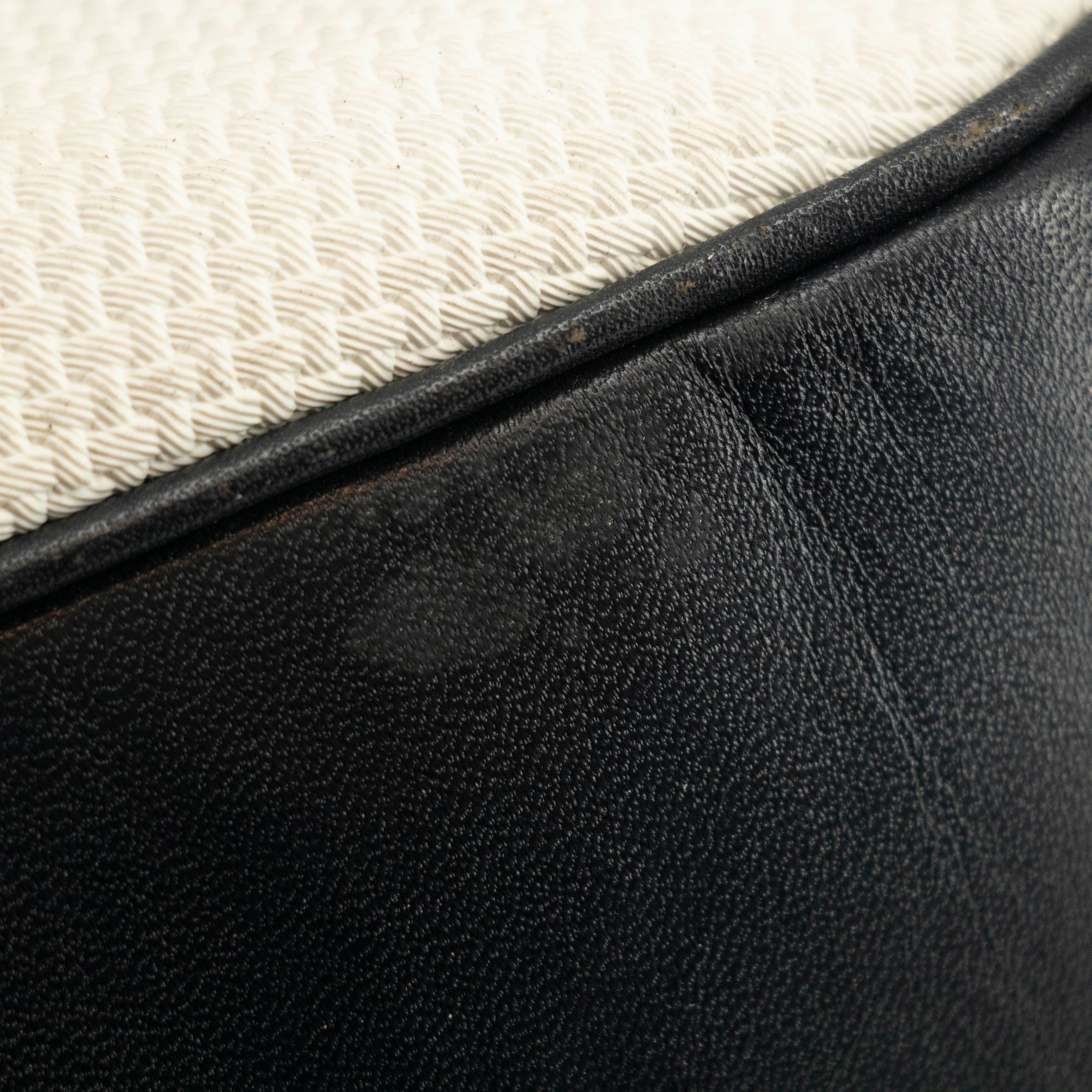 Saint Laurent YSL White Drawstring Bucket Shoulder Bag #3994