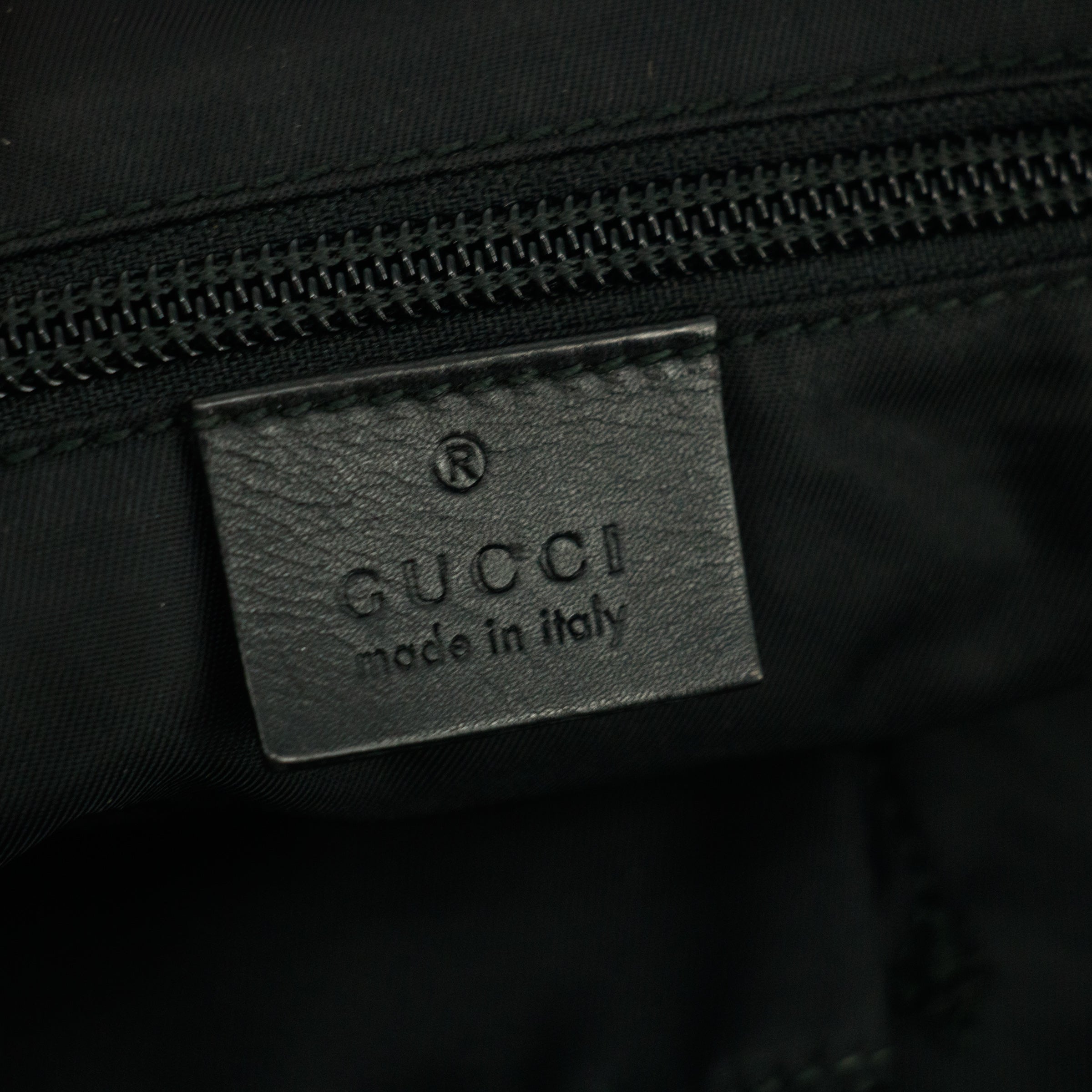 Gucci Black Nylon Tessuto Crossbody Bag #7705