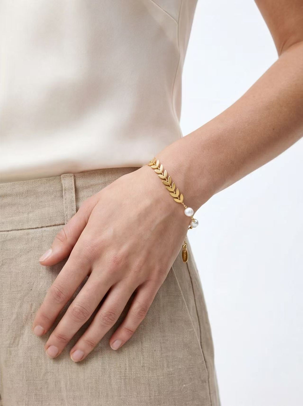 Laurel Grace – Freshwater Pearl Vermeil Bracelet