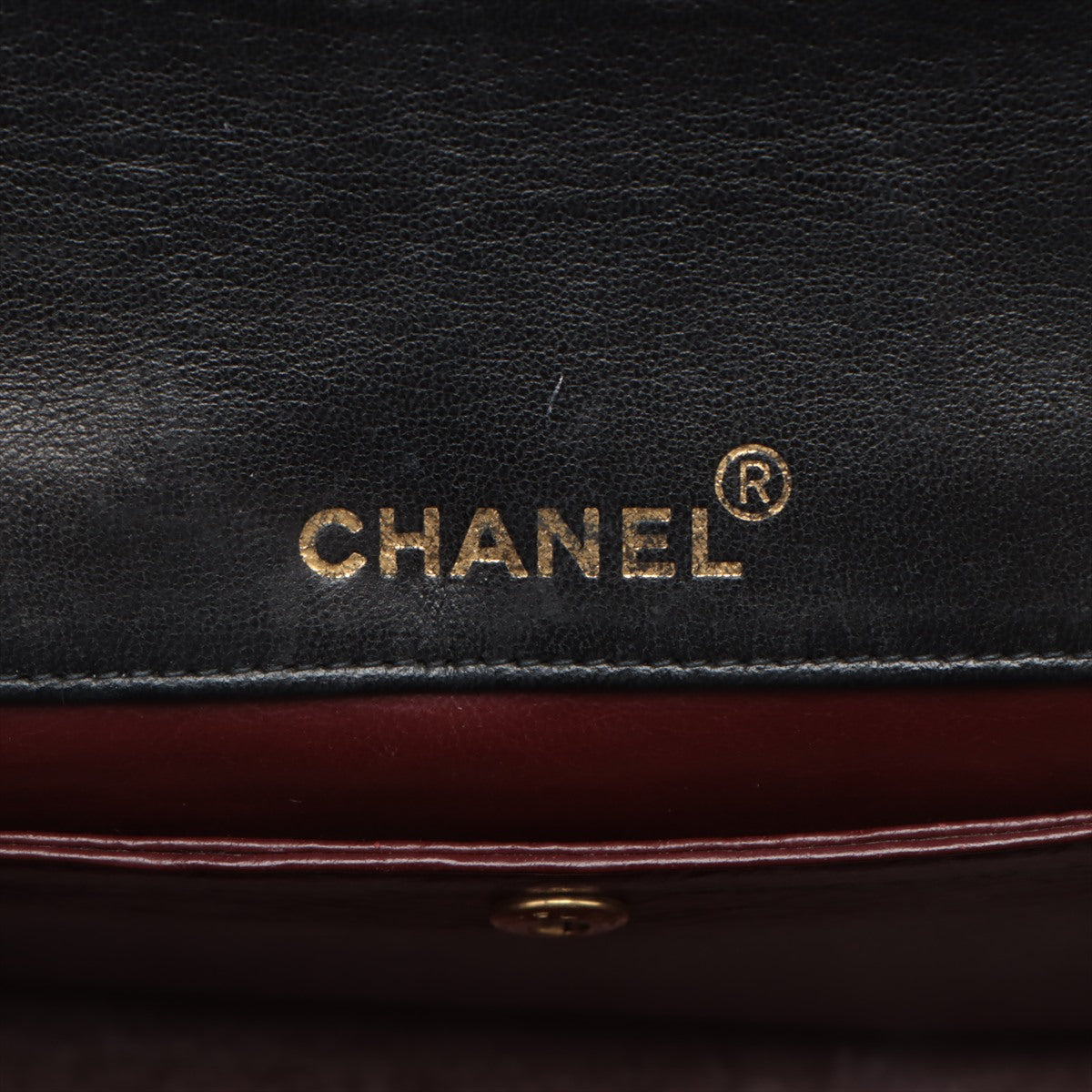Chanel Matelasse Lambskin Diamond Quilting Shoulder Bag Black Gold Metal Fittings 1 Series #2522