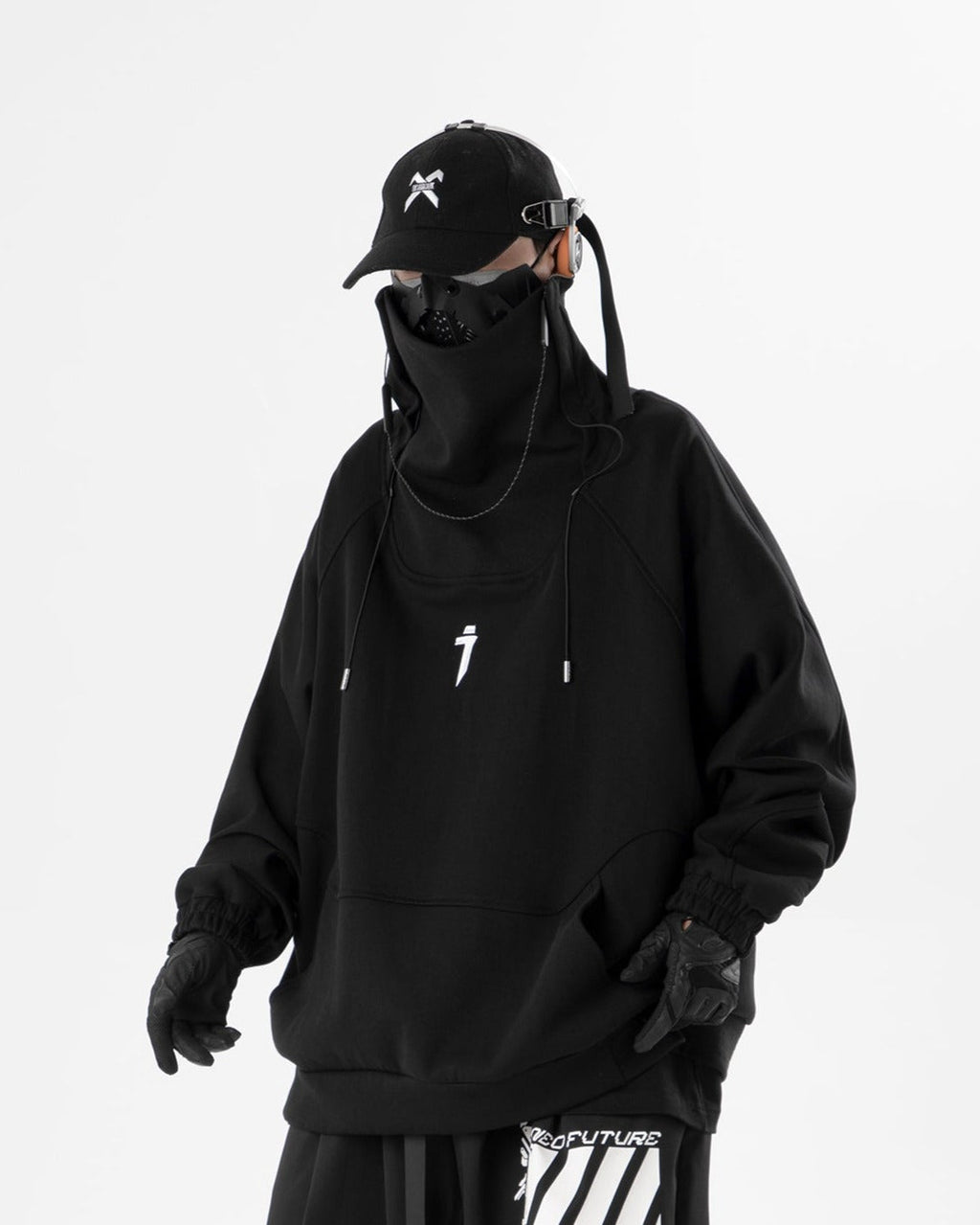 HiH49 Precision High Neck Black Sweater